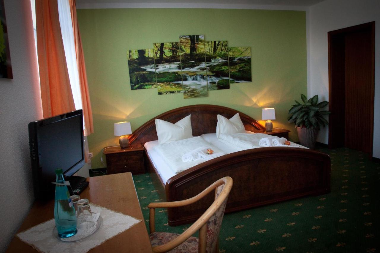 Ratskeller Thum Hotel Buitenkant foto