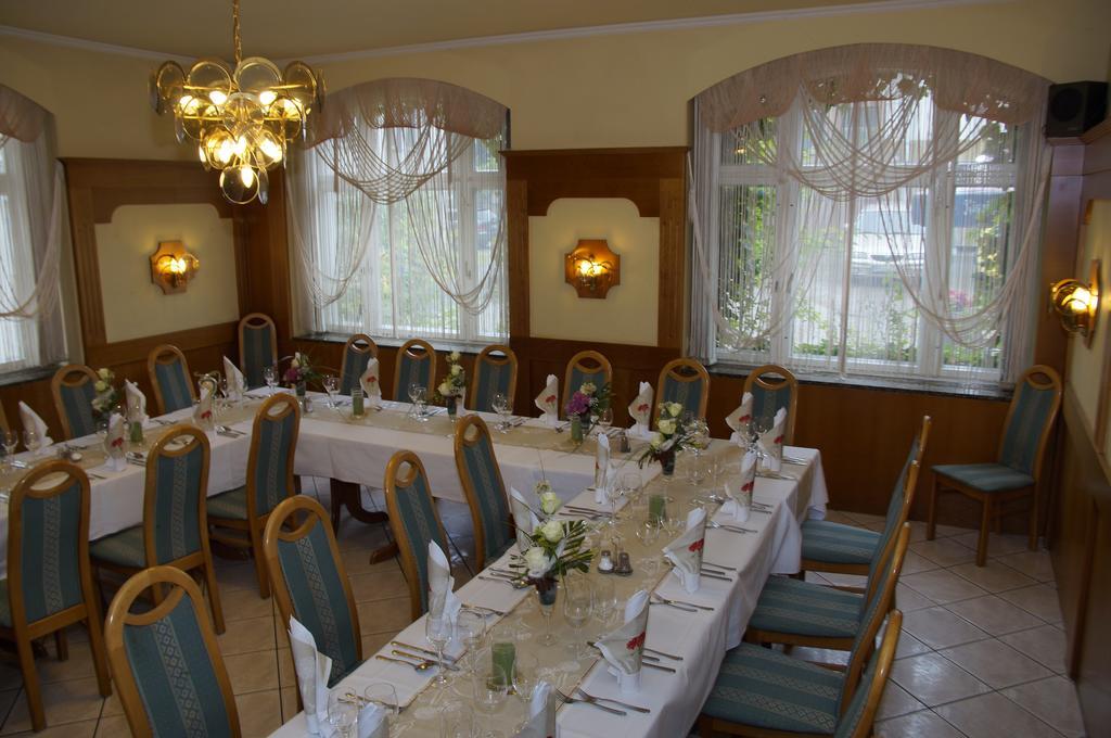 Ratskeller Thum Hotel Buitenkant foto