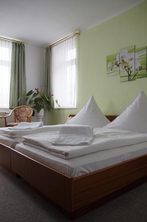 Ratskeller Thum Hotel Buitenkant foto